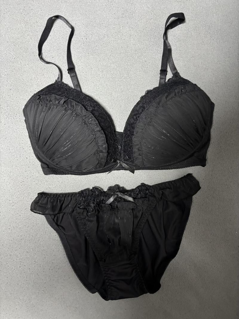 出品者名-写真