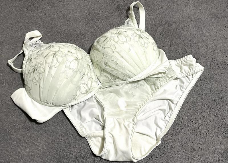 出品者名-写真